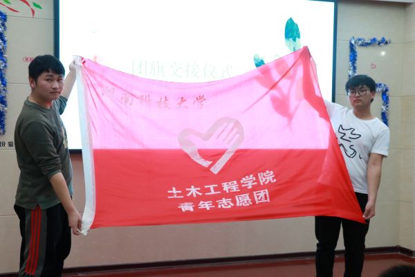 516dded49a7b46f7ac8d099e51e2442d.jpg 1216-2.JPG