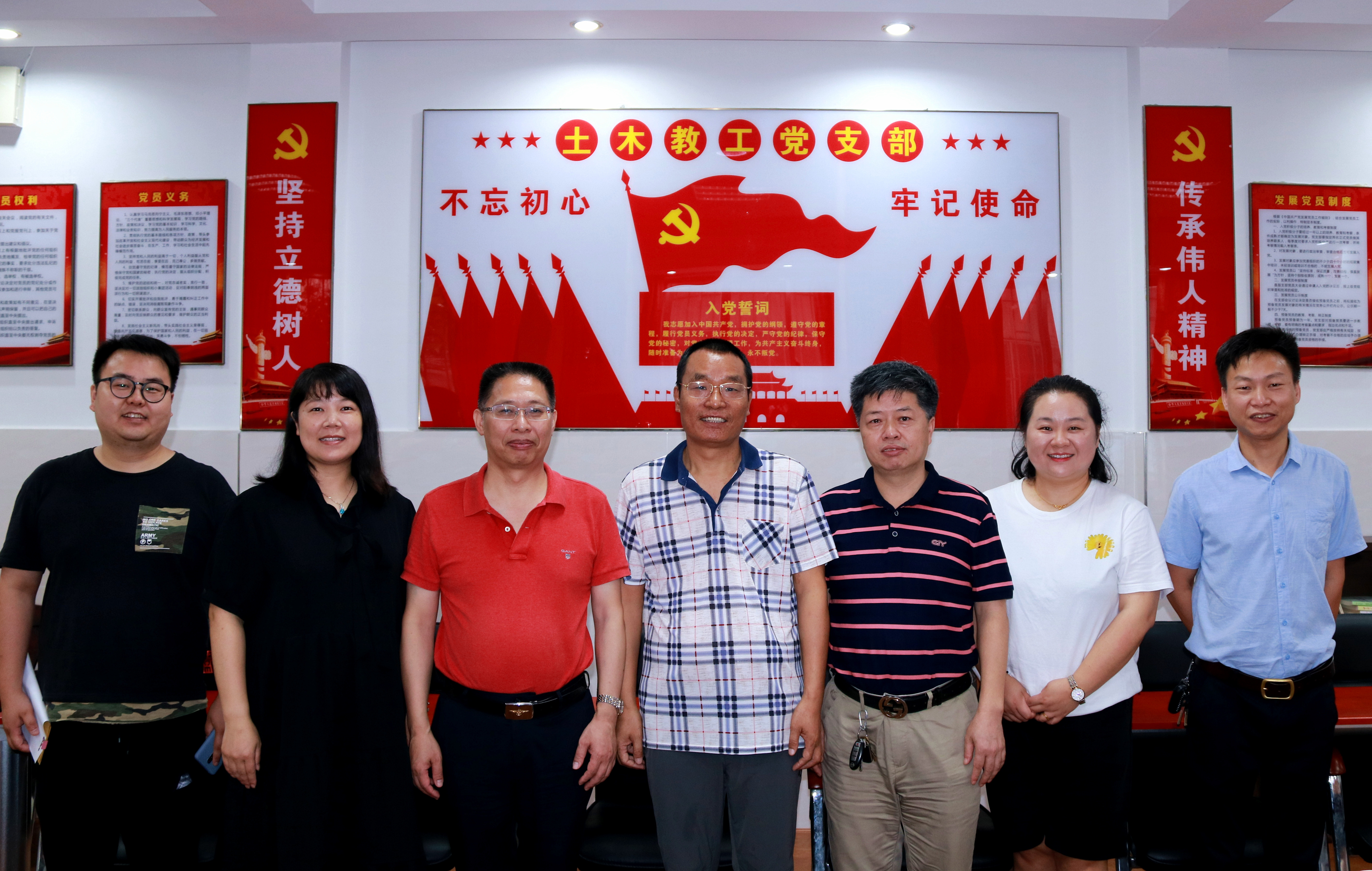 6cc7f801759a48c391f280cd15f894fe.jpg 6cc7f801759a48c391f280cd15f894fe.jpg