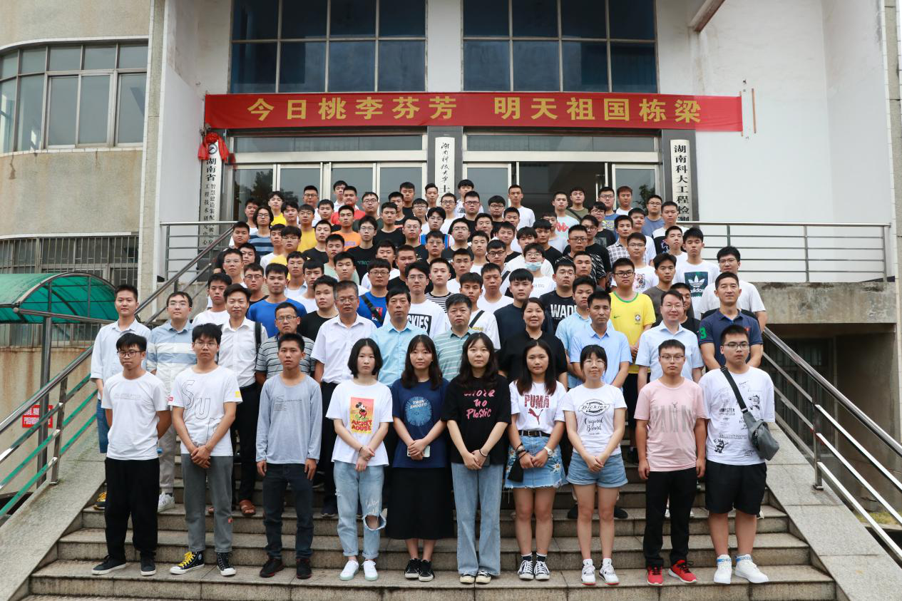 4d2b5f4e0a6a435c87e5fac7ee7a9edf.png 图片3.png